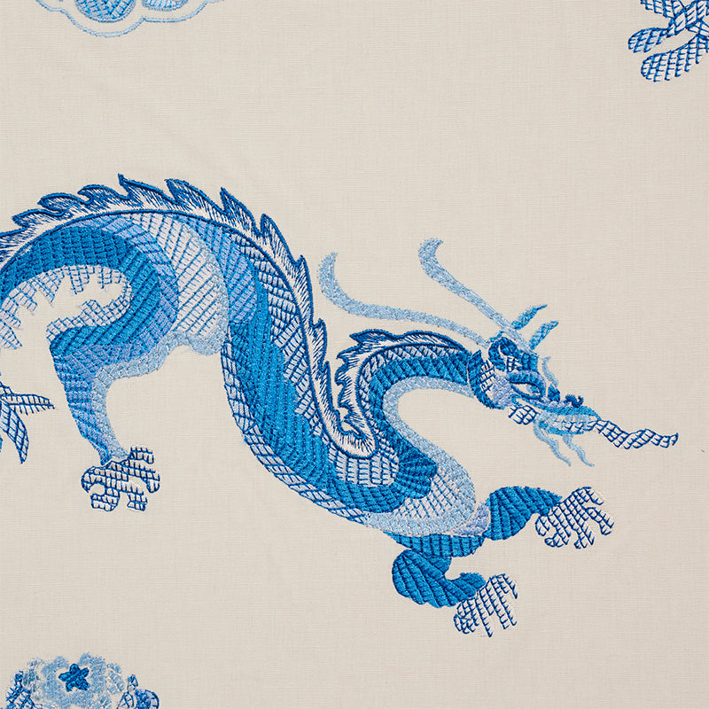 Hanlun Dragon Embroidery | PORCELAIN