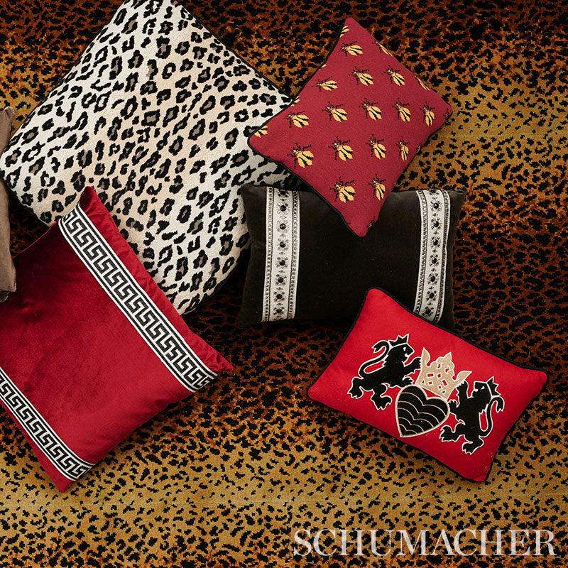 Safari Epingle Pillow | Snow Leopard