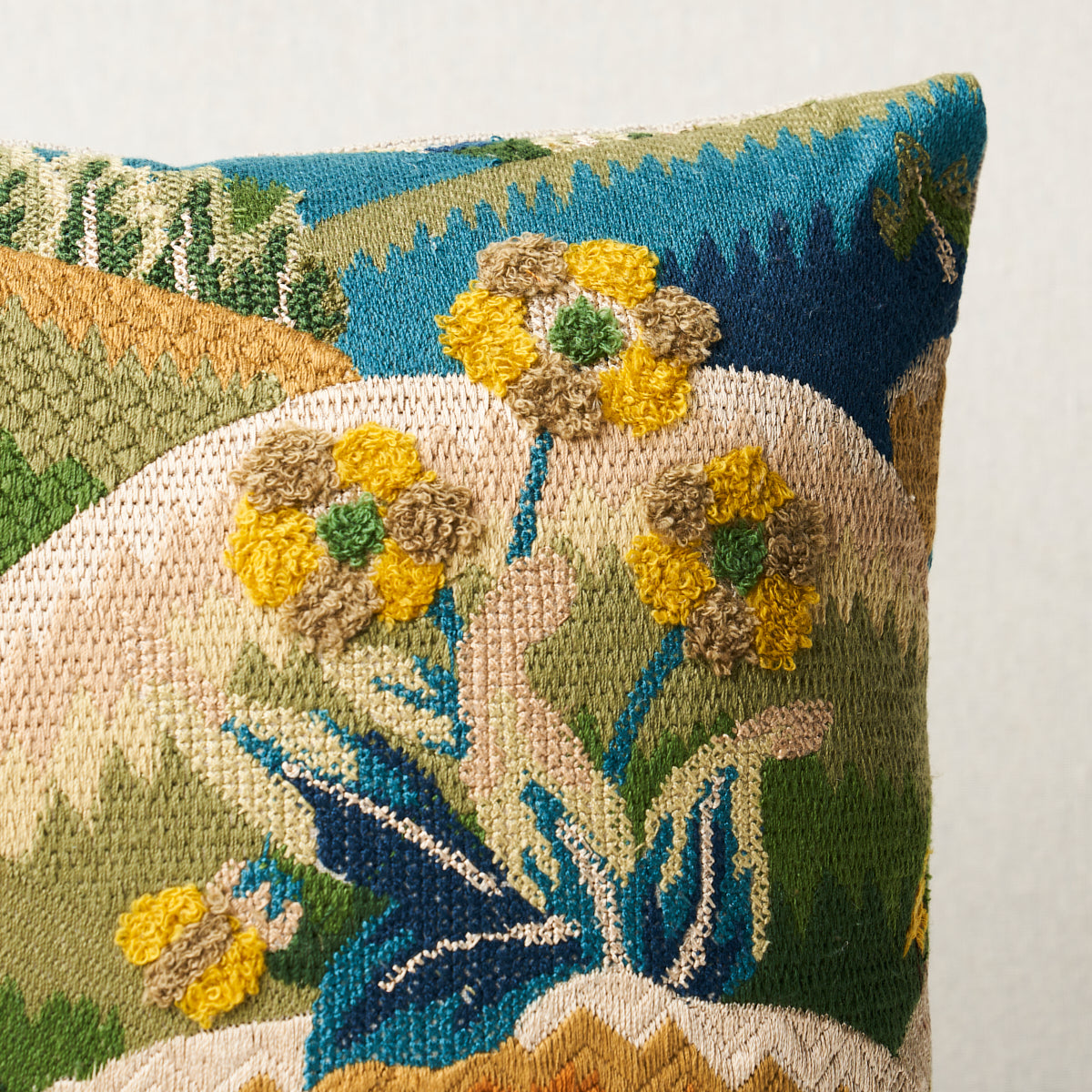 Gerry Embroidery Pillow B | Document